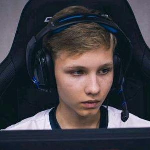 东体：中超在亚冠弱势已不可忍，赛制、外援接轨应拿出诚意